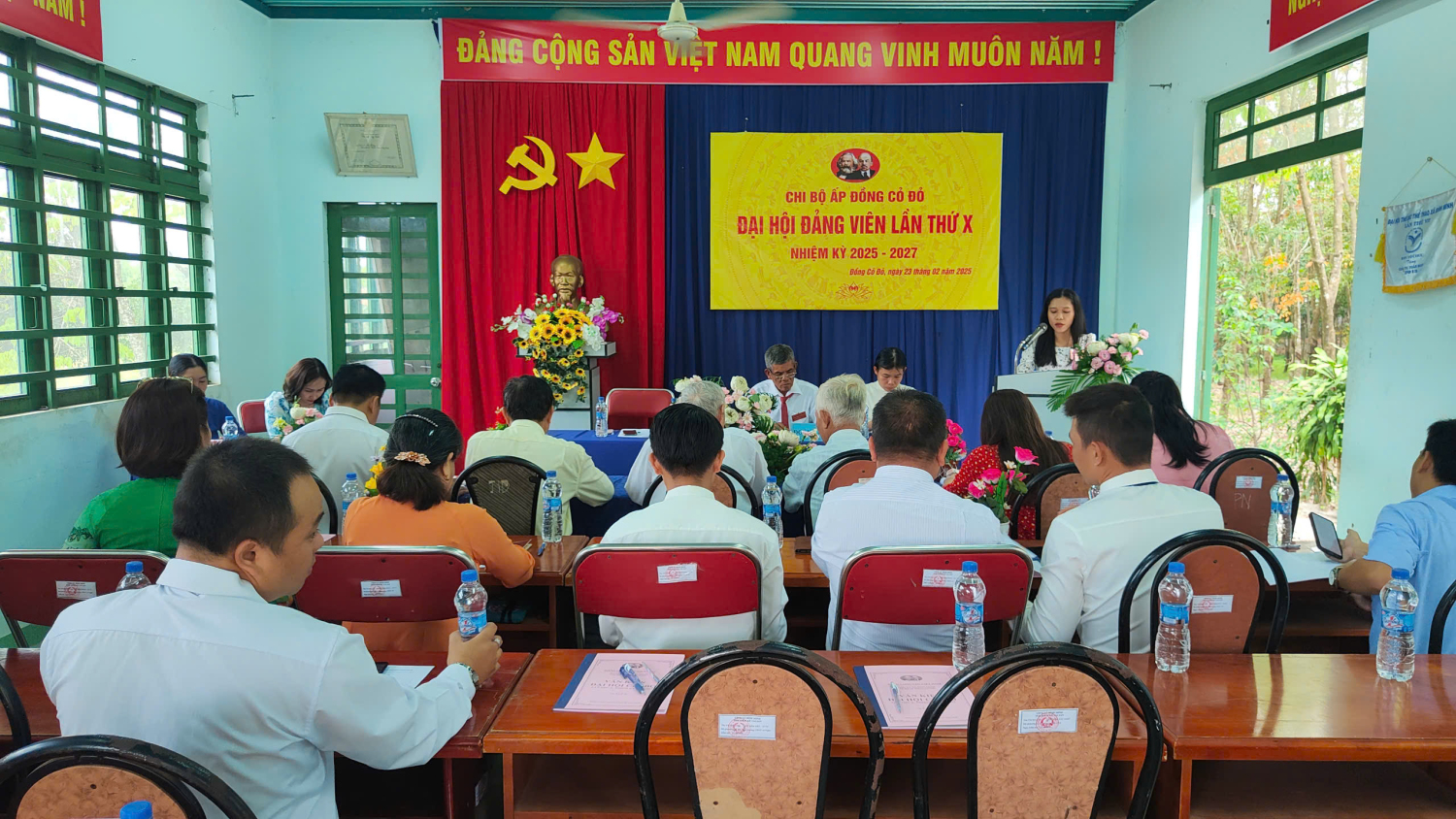 Quan cảnh Đại Hội